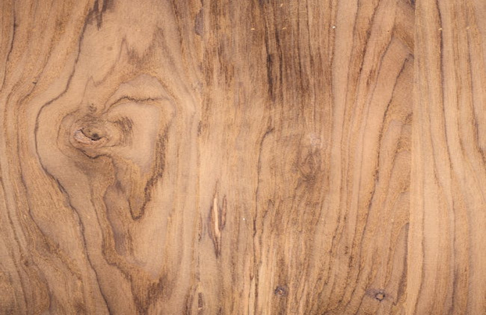 Hoe lang gaat een houten overkapping mee en hoe verleng je de levensduur?