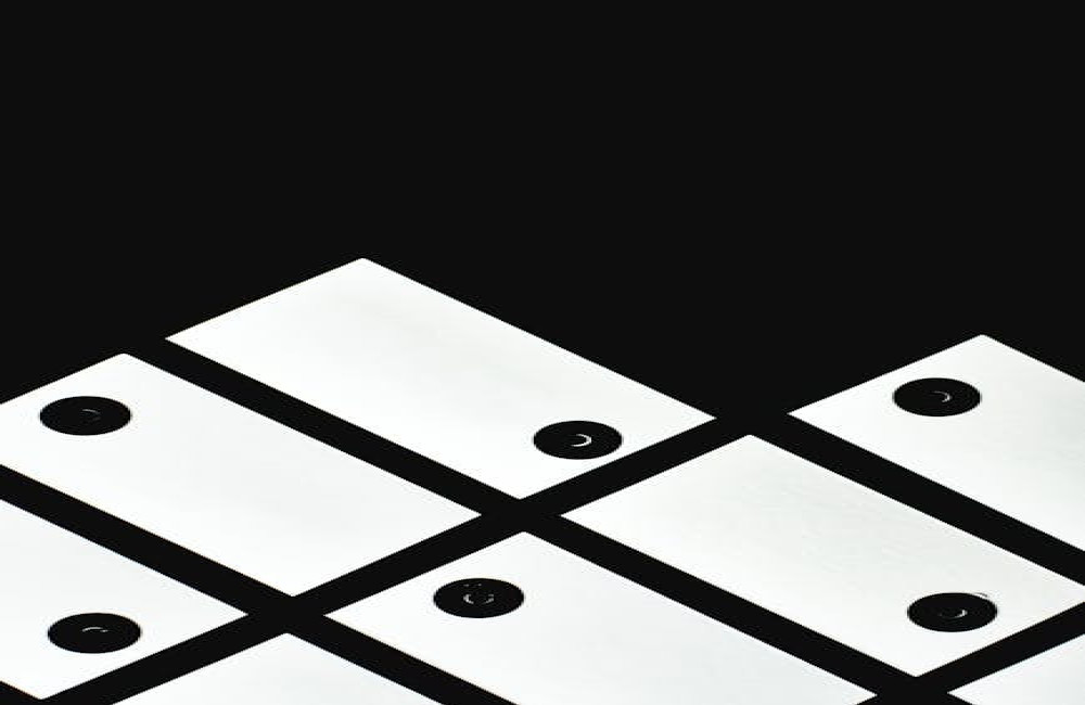 Hoe zaag je plinten in verstek voor perfecte hoeken